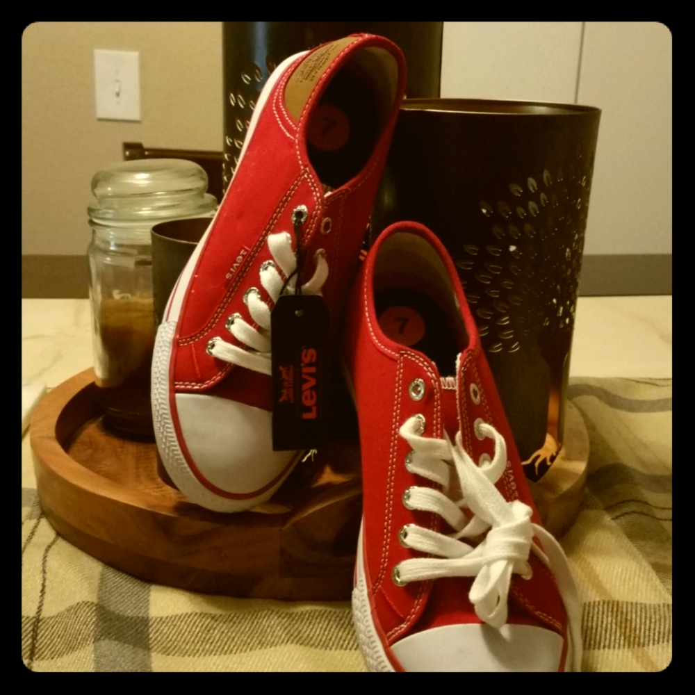 Woman sneaker
